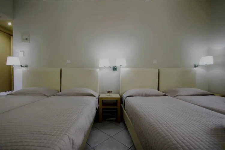 Triple room