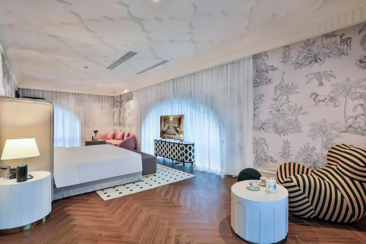 Meet the designer hotel