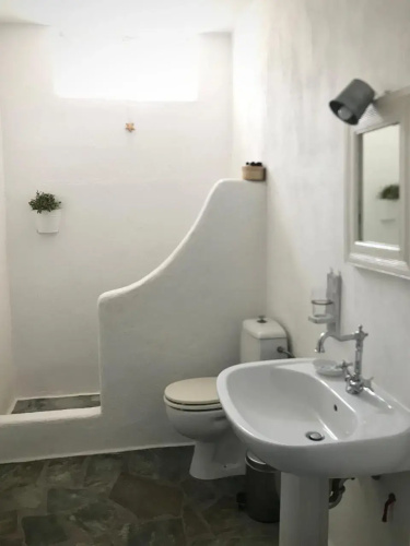 Idyllic Sea Views for 2