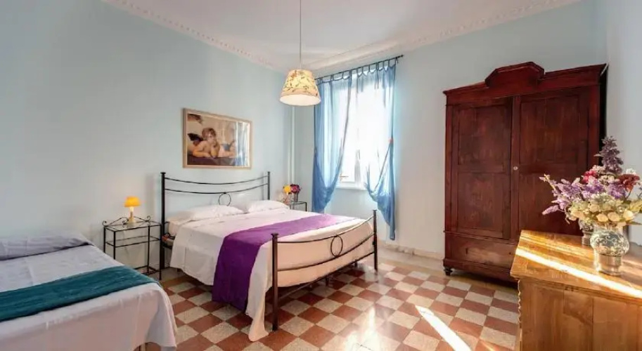 Rhome Apartments Giuliana