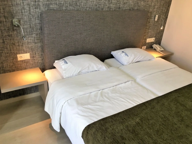 Executive Twin room with balcony