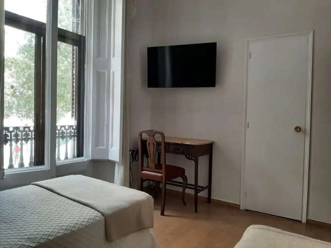 Casa Consell Bailen, Guest House