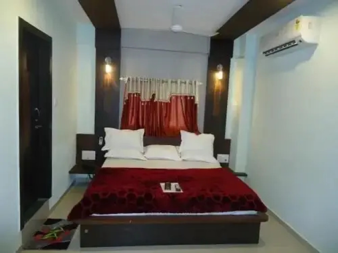 Hotel Madhav