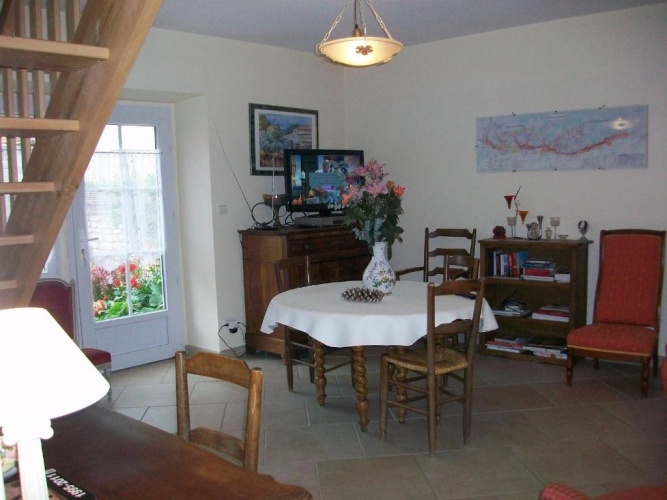 2 Bedrooms Cottage
