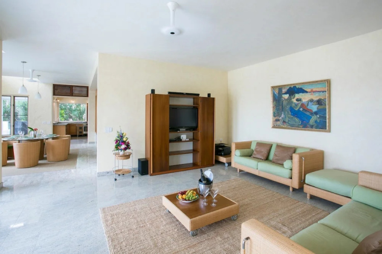 Villa Tasha