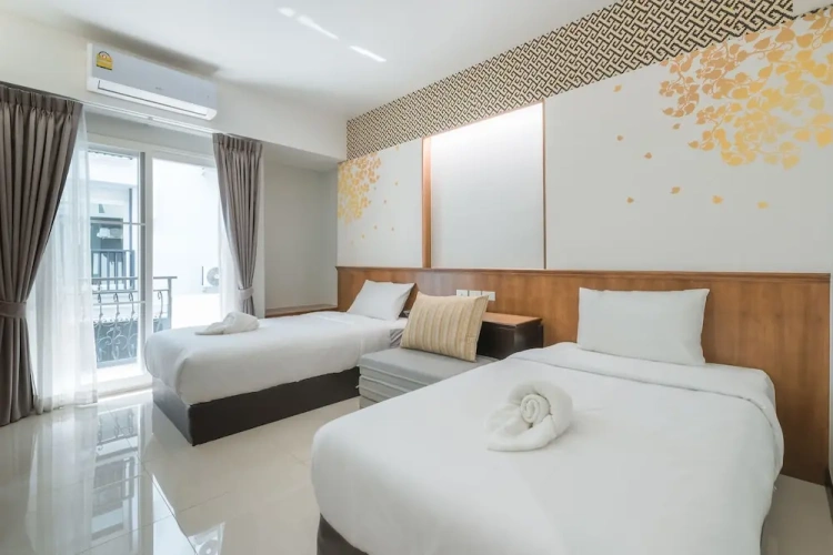 Superior Twin room with view