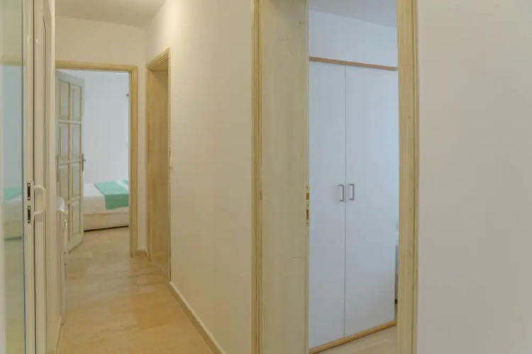 Mona Apartment