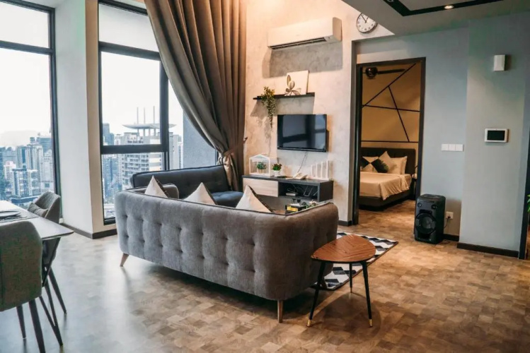 Expressionz Suites by V&C