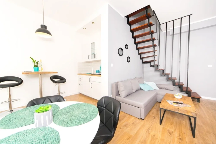 Apartment with balcony