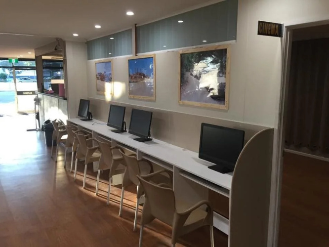 Palace Hostels