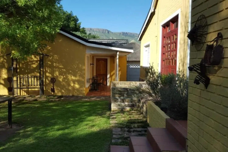 Standard Double room with garden view