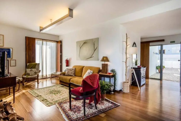 Beachside Paradise 5 Bdr 6 Baths Sleeps 9plus ppl