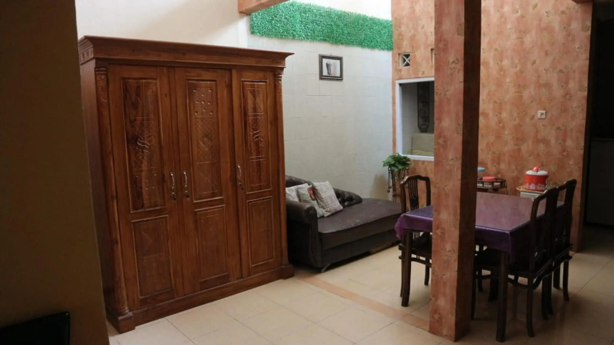 Guest House Dissa