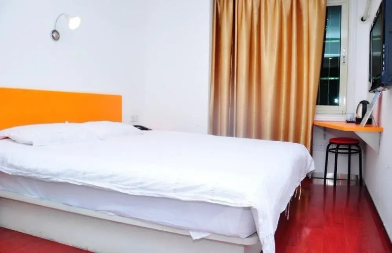 Lanqiao Inn