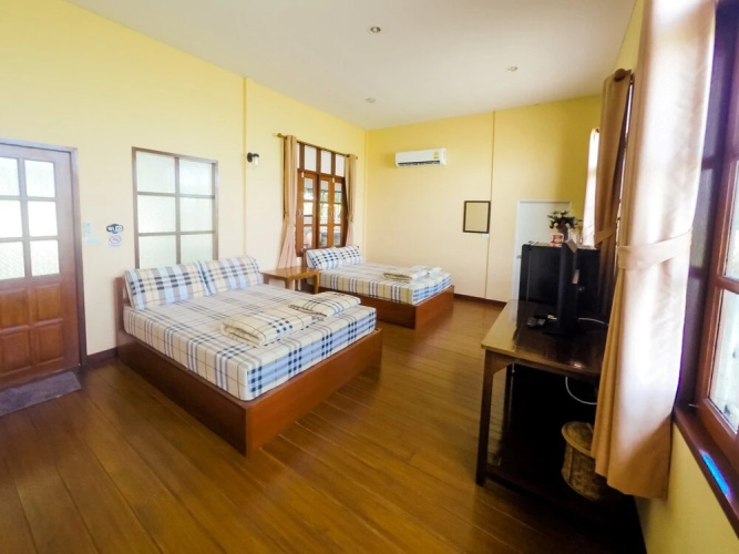 Baan Kasemsuk Resort