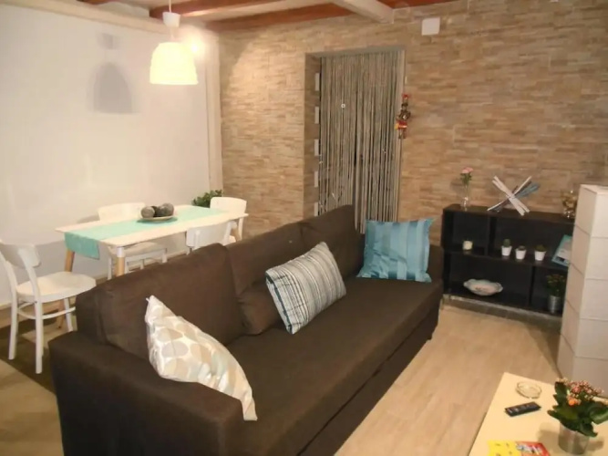 Central House Apartment