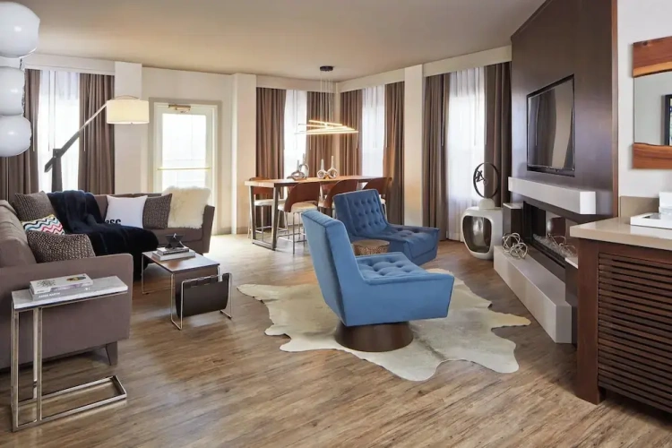 1 Bedroom Suite