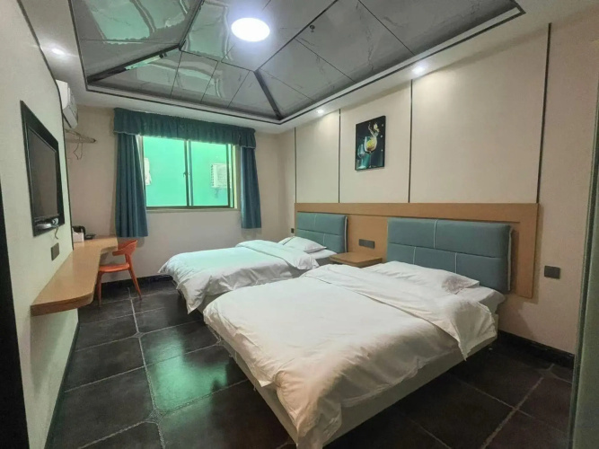 Shijixing Business Hotel
