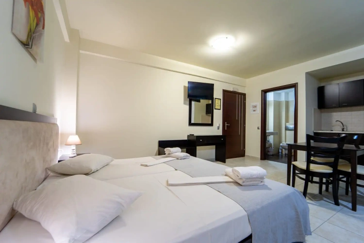 Suite with garden view