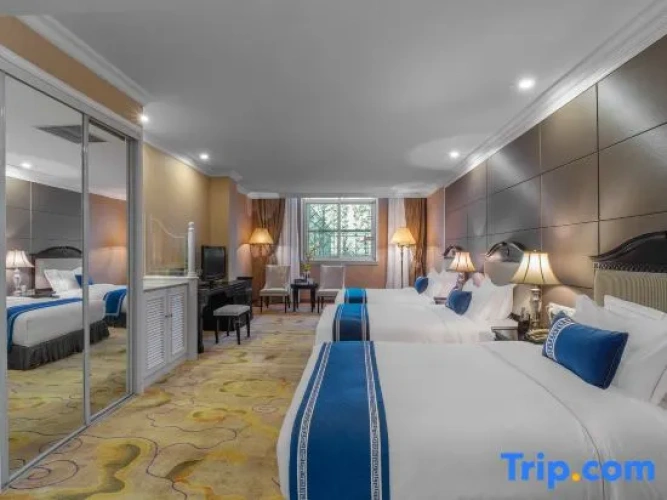 Deluxe Triple room