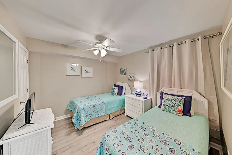 9cbeachc 3 Bedroom Condo