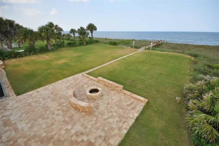 Seashell - Three Bedroom Home