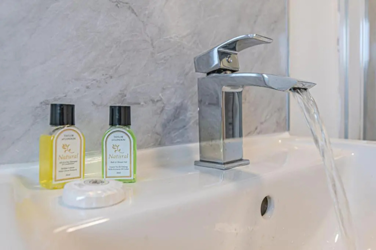 Wellfield Serviced Accommodation (Warrington)