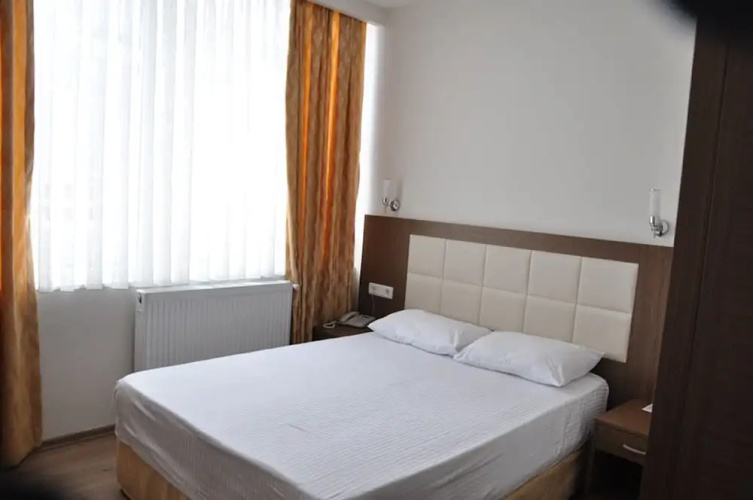 Hivas Hotel
