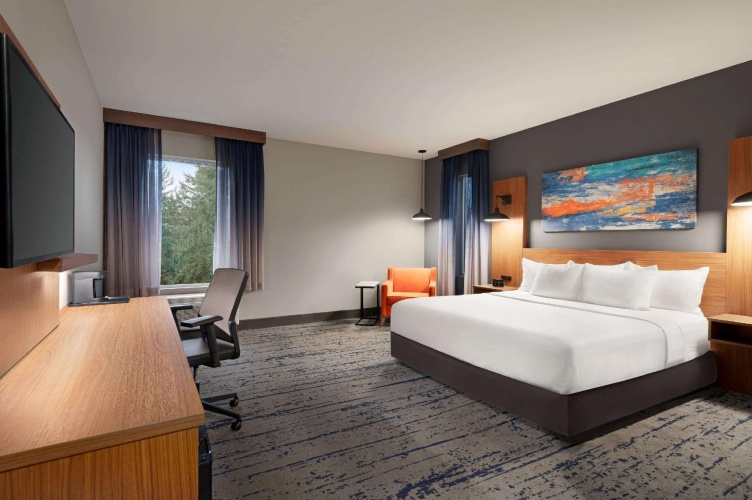 Accessible Double Suite
