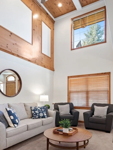4 Bedrooms Cottage