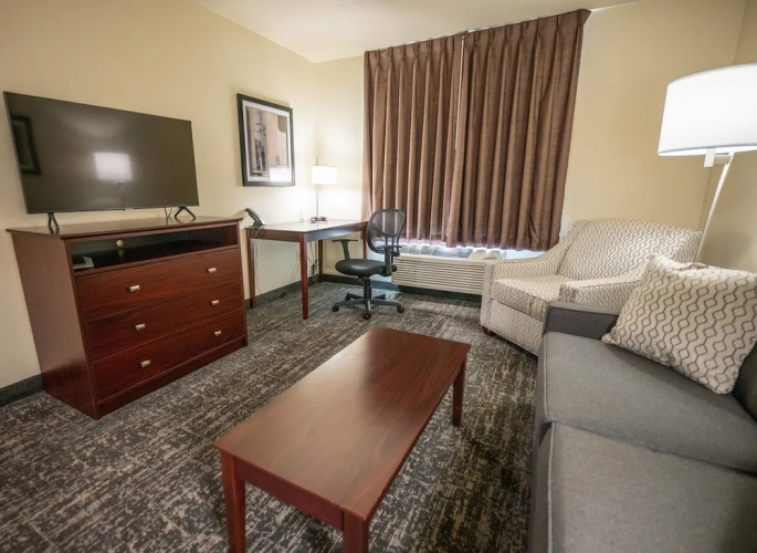 Cobblestone Hotel & Suites - Lamar