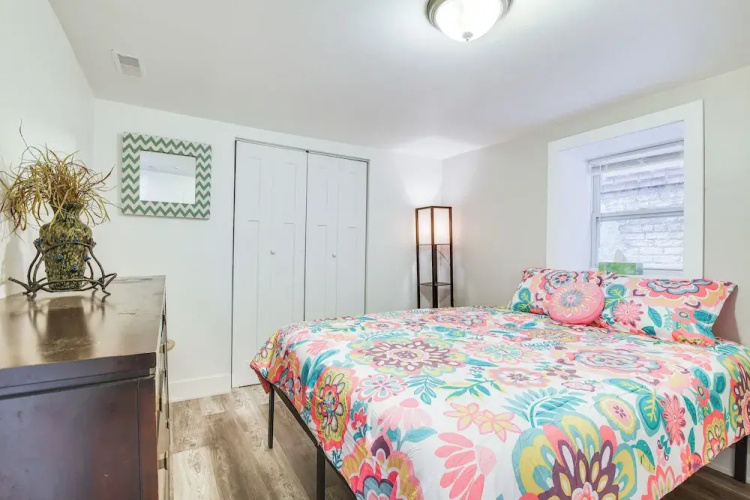 Dog-friendly Apt w/ Yard: 10 Mi to Downtown