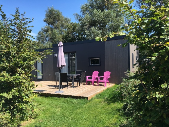 2 Bedrooms Chalet