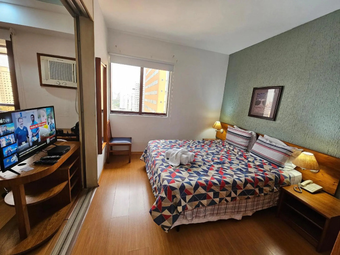 Flat Qi Ibirapuera com Sacada Uh-2307