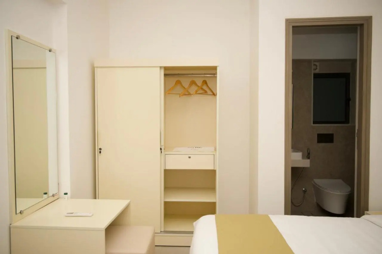 Z Bliss Suites