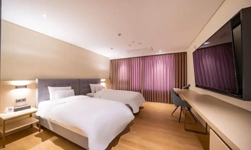 Superior room