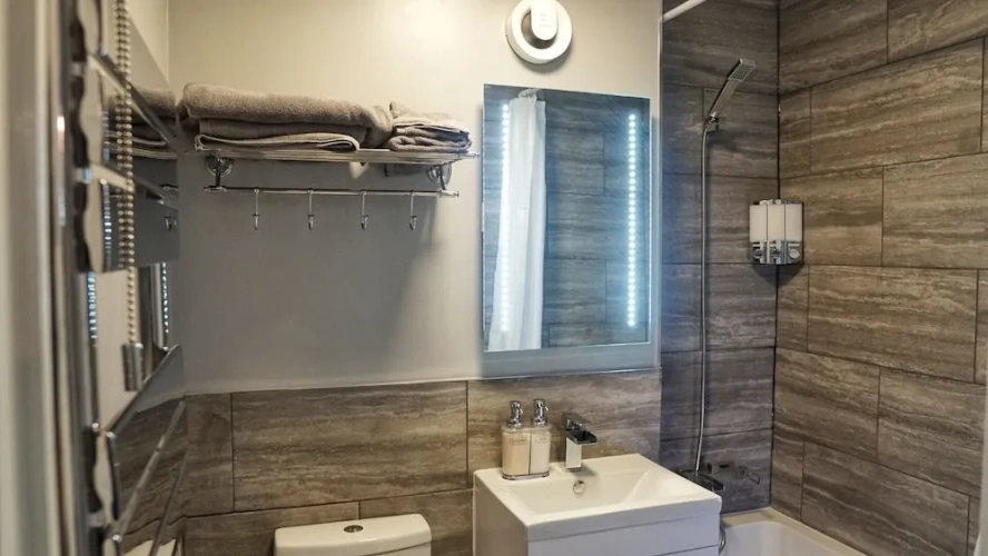 1 Bedroom Double Apartment