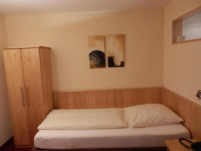 Standard Single room