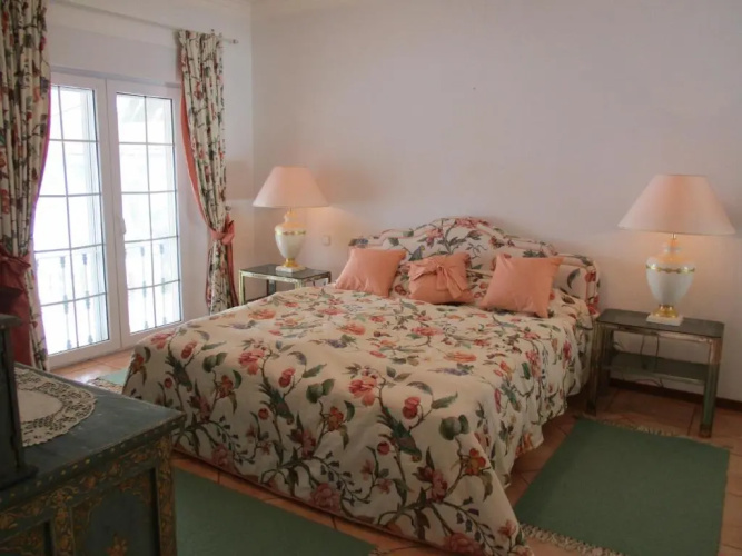 1. Meeresline Villa mit privat Pool