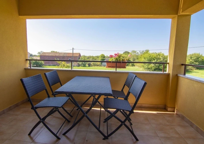 4 Bedrooms Standard Apartment with balcony