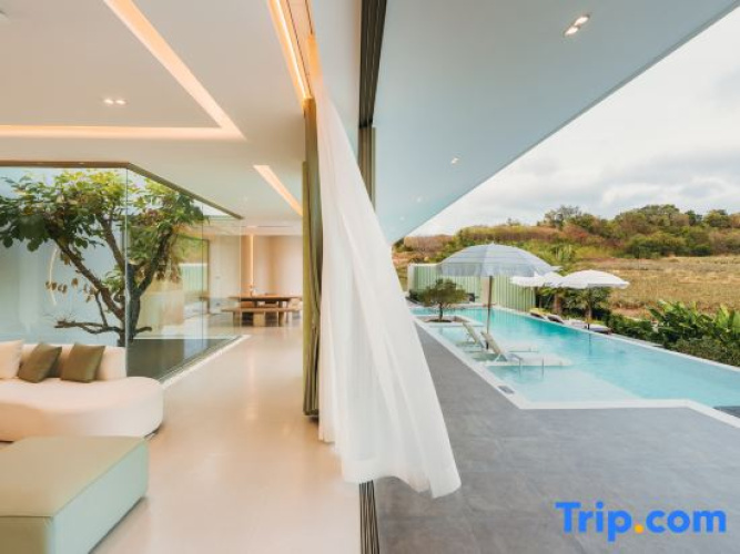 Pinepilla Poolvilla Huahin