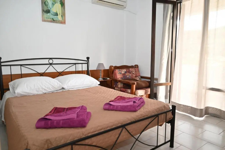 Villa Mike 105