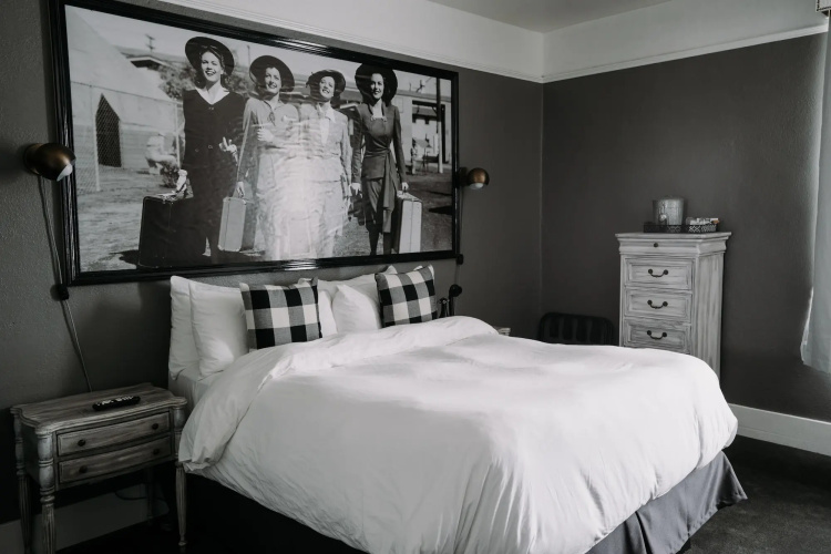 Hood River Hotel