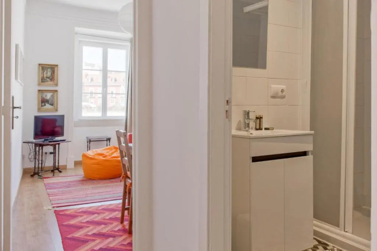 Alfama River View Tailor Made Flat