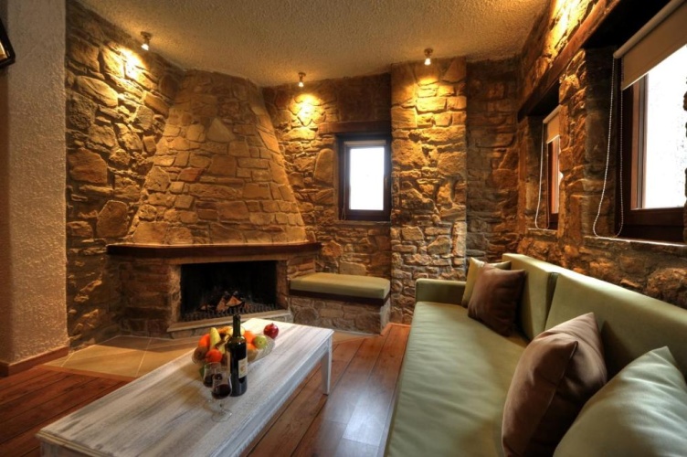 Deluxe Family Suite