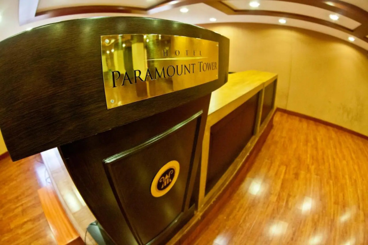Paramount Tower