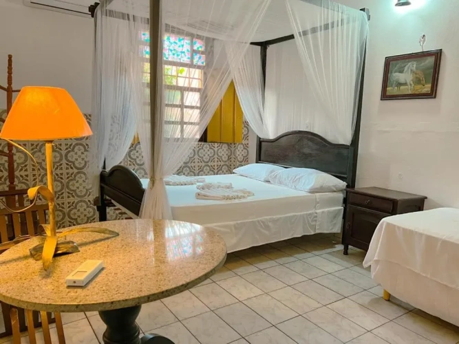 Standard Triple room