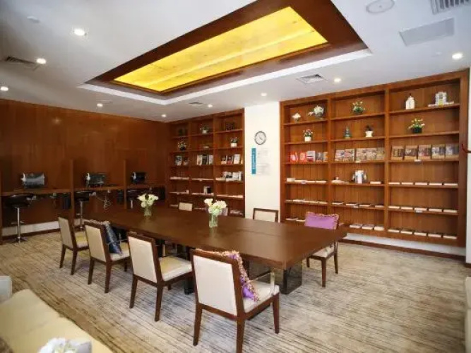 Fengqi Apartment