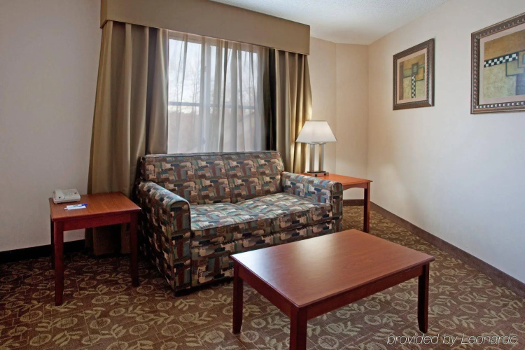 Holiday Inn Express Chapel Hill by IHG
