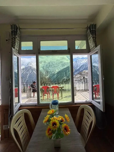 Aarav Chaaras Homestay